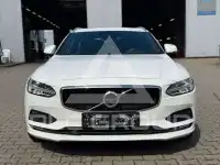 2018 Volvo V90