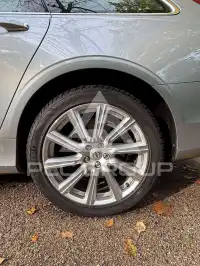 2018 Volvo V90
