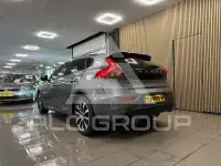 2018 Volvo V40