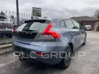 2018 Volvo V40