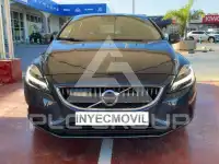 2018 Volvo V40