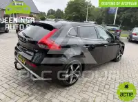 2018 Volvo V40