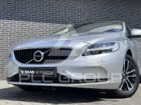 2018 Volvo V40