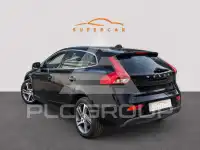 2018 Volvo V40