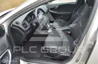 2018 Volvo V40