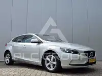 2018 Volvo V40