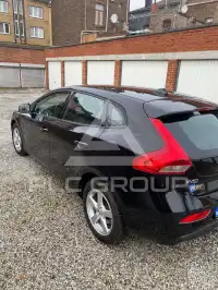 2018 Volvo V40
