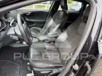 2018 Volvo V40