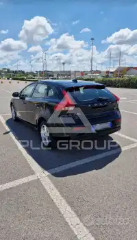 2018 Volvo V40