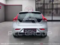 2018 Volvo V40