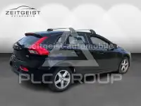 2018 Volvo V40