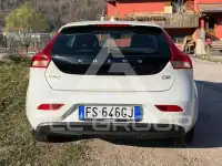 2018 Volvo V40