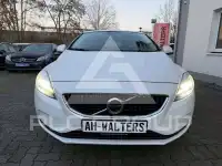 2018 Volvo V40