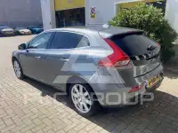 2018 Volvo V40