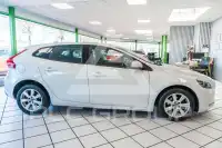 2018 Volvo V40
