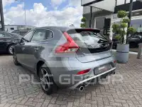 2018 Volvo V40
