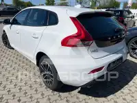 2018 Volvo V40