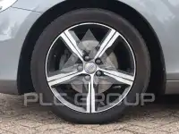2018 Volvo V40