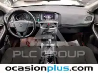 2018 Volvo V40