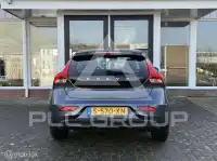 2018 Volvo V40