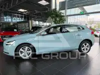 2018 Volvo V40