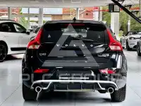 2018 Volvo V40
