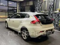 2018 Volvo V40