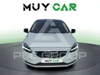 2018 Volvo V40