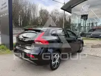 2018 Volvo V40