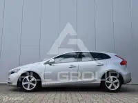 2018 Volvo V40