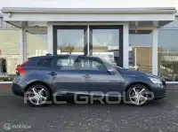 2018 Volvo V40