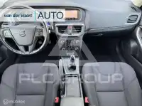 2018 Volvo V40