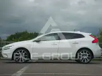 2018 Volvo V40