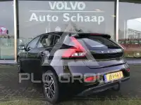 2018 Volvo V40