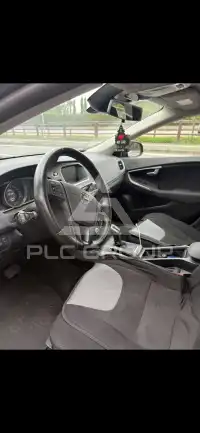2018 Volvo V40