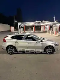 2018 Volvo V40