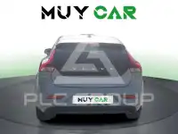 2018 Volvo V40