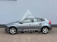 2018 Volvo V40