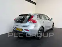 2018 Volvo V40