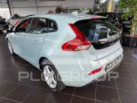 2018 Volvo V40