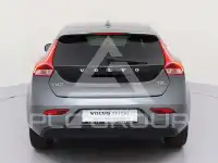 2018 Volvo V40