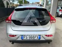 2018 Volvo V40
