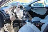 2018 Volvo V40