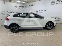 2018 Volvo V40