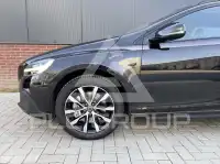 2018 Volvo V40