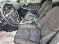 2018 Volvo V40