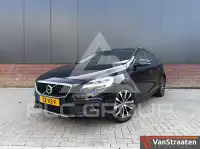 2018 Volvo V40