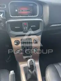 2018 Volvo V40