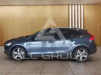 2018 Volvo V40