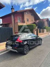 2018 Volvo V40